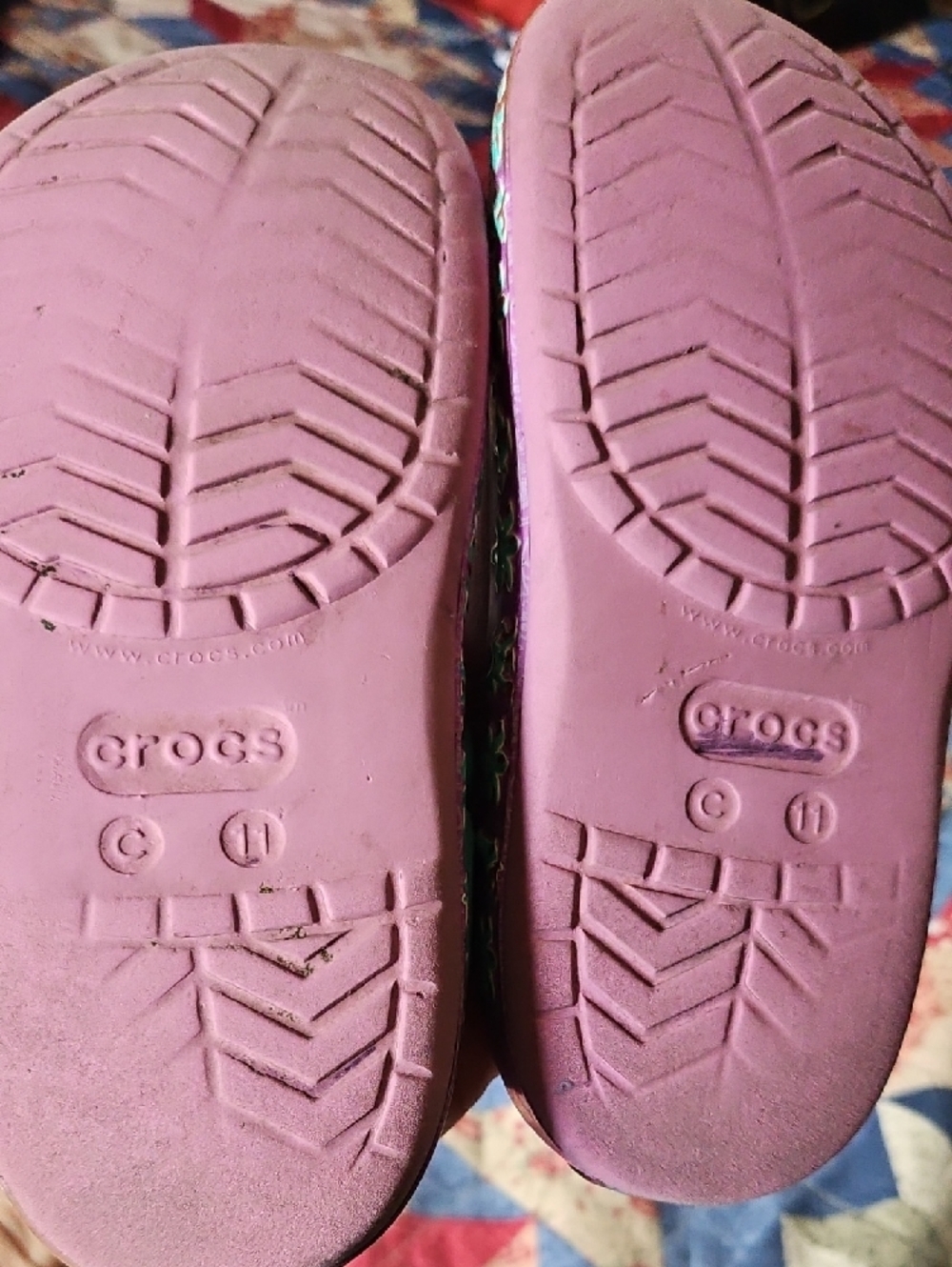 CROCS Kids Lavender Clogs with Teal Strap and Princess Jasmine - Picture 3 of 3